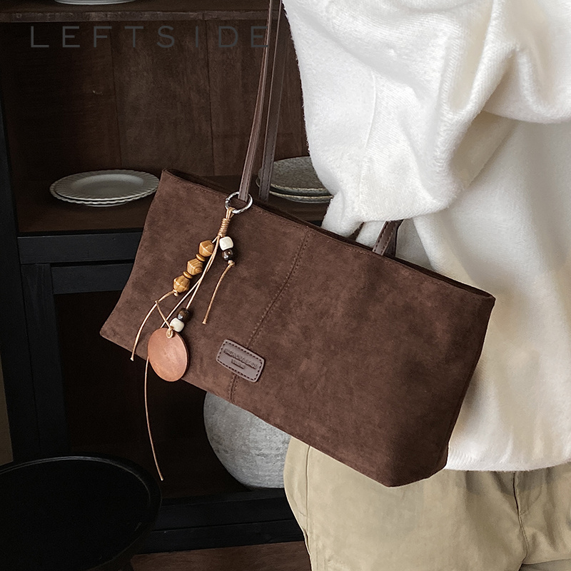 LEFTSIDE Retro Suede Shoulder  - Women Bags In Trend ulasan dan harga